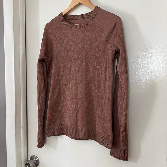 Lululemon Rest Less Women's Size M Spanish Oak Embossed Floral Activewear Top - Picture 2 of 5